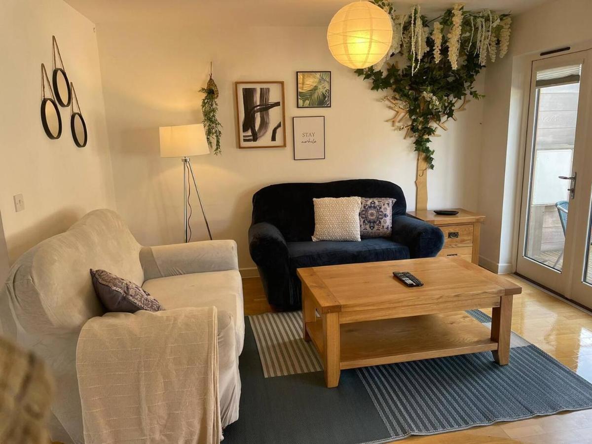 House 6 Goldcroft - Walk To Beach & Village, Pet-Friendly & Hottub Porthtowan Exterior photo